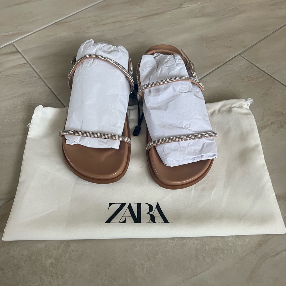 Zara Rhinestone Flat Sandals Size 37 EUR 6 1/2 US